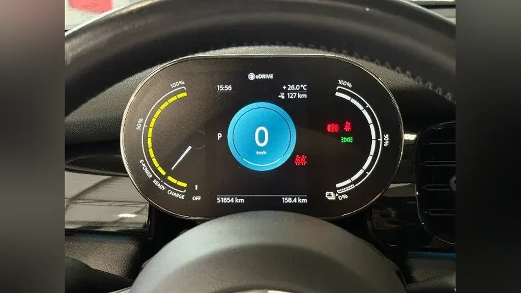 Mini Cooper SE - Imagem 16