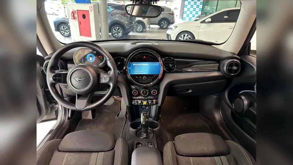 Mini Cooper SE - Imagem 11