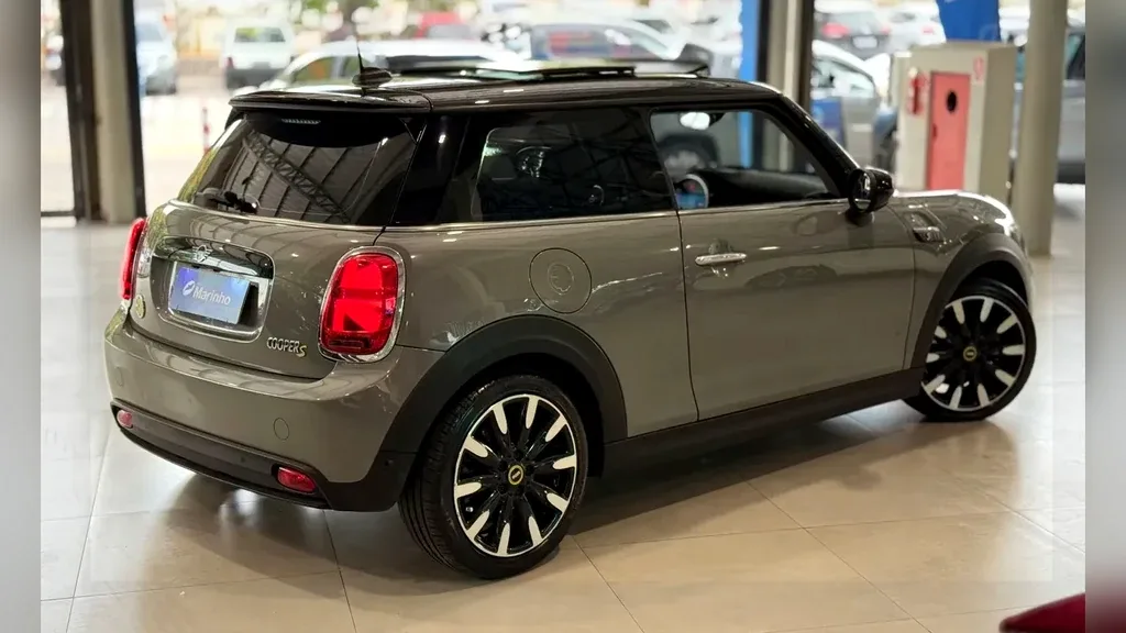 Mini Cooper SE - Imagem 14