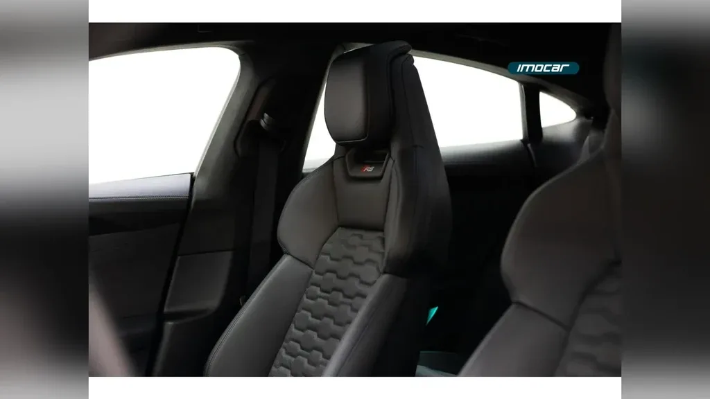 Audi Rs E-tron  GT - Imagem 18