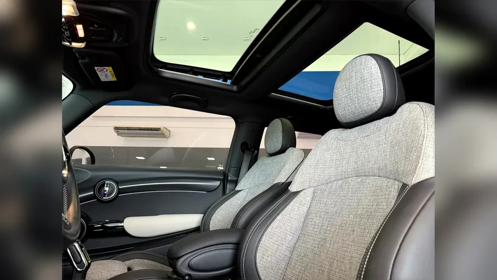 Mini Cooper SE - Imagem 10