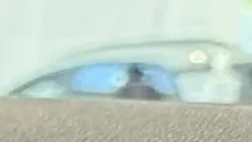 Mini Cooper SE - Imagem 13