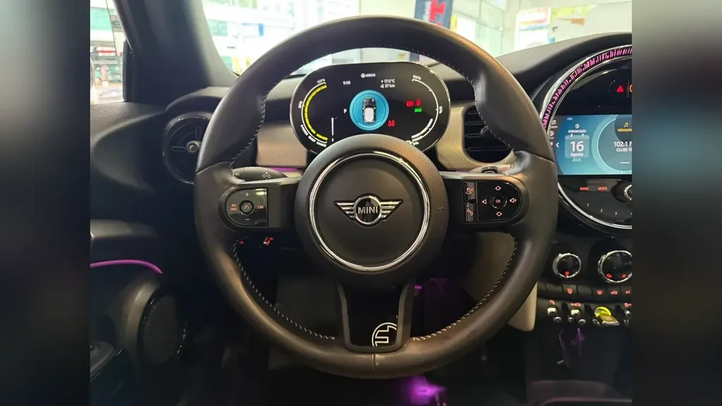 Mini Cooper SE - Imagem 15