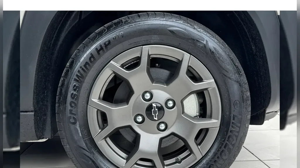 Chevrolet Spark Euv - Imagem 10