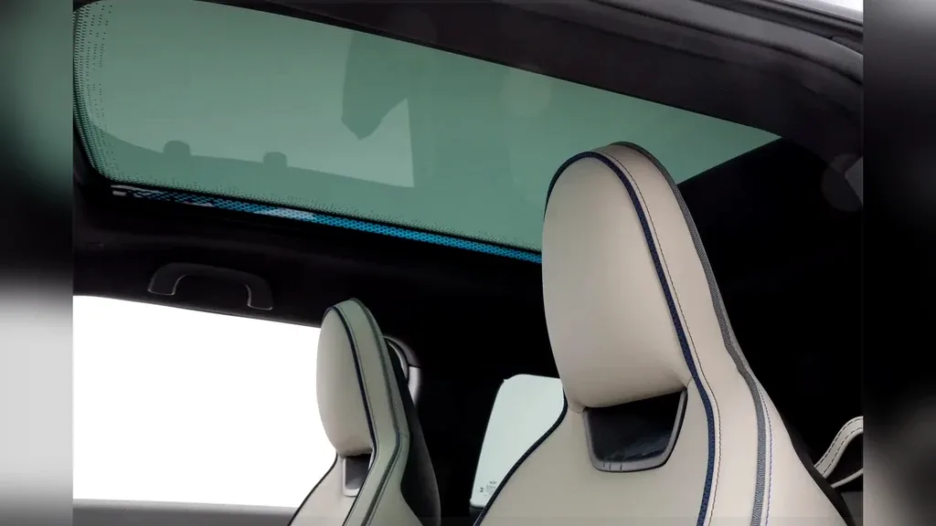 Mini Cooper SE - Imagem 19