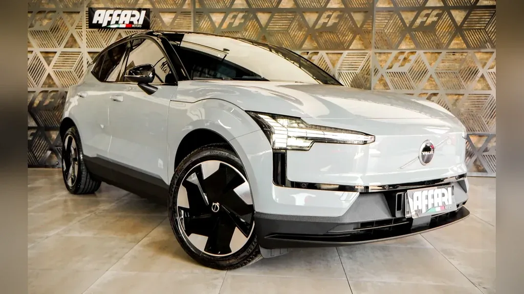 Volvo EX30 - Imagem 2