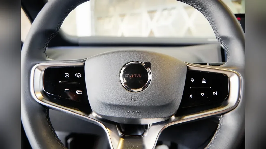 Volvo EX30 - Imagem 13