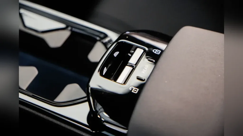 Volvo EX30 - Imagem 14