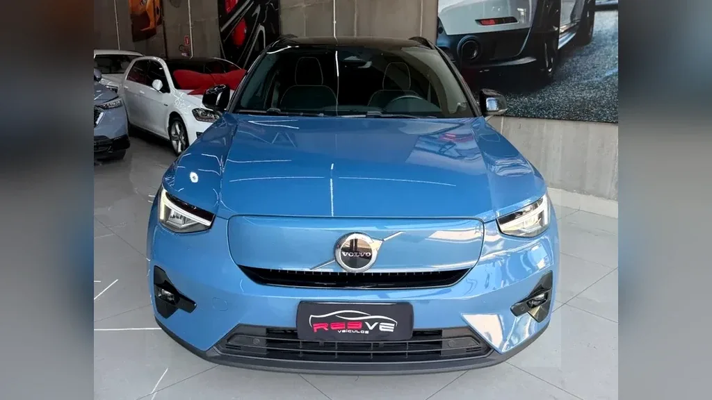 Volvo XC40 Recharge - Imagem 2
