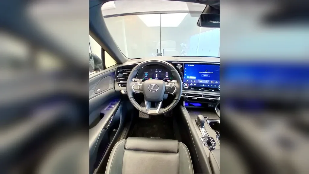 Lexus Nx 450h+ Plug-in Hybrid - Imagem 13