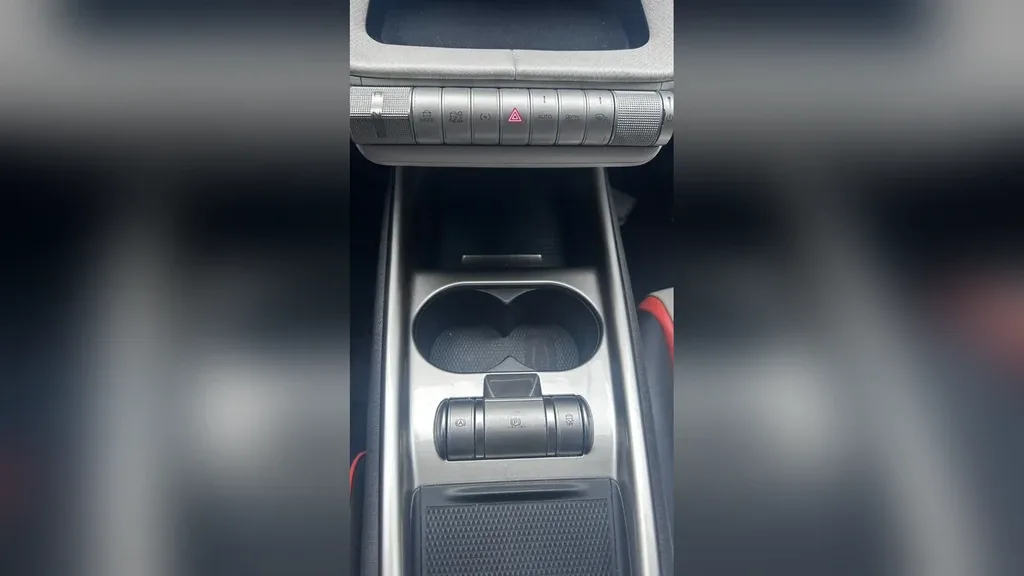 BYD Dolphin - Imagem 14