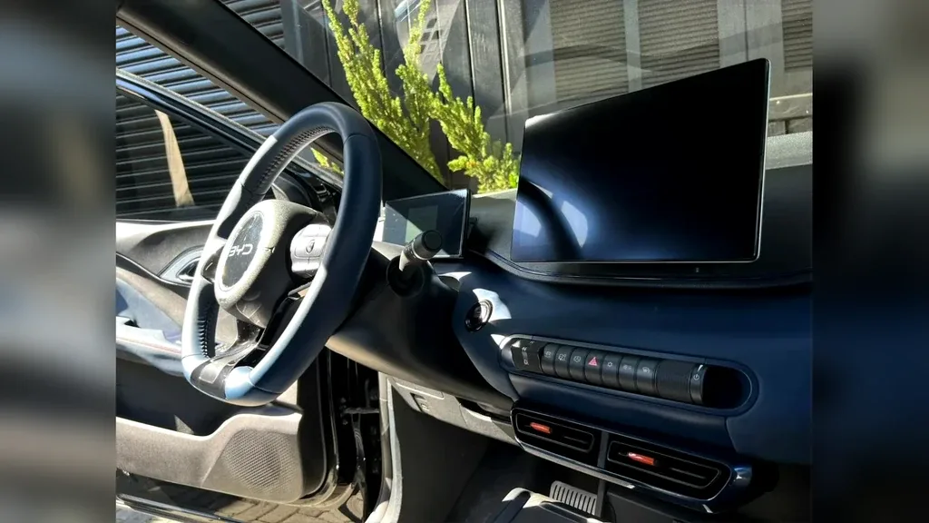 BYD Dolphin - Imagem 12