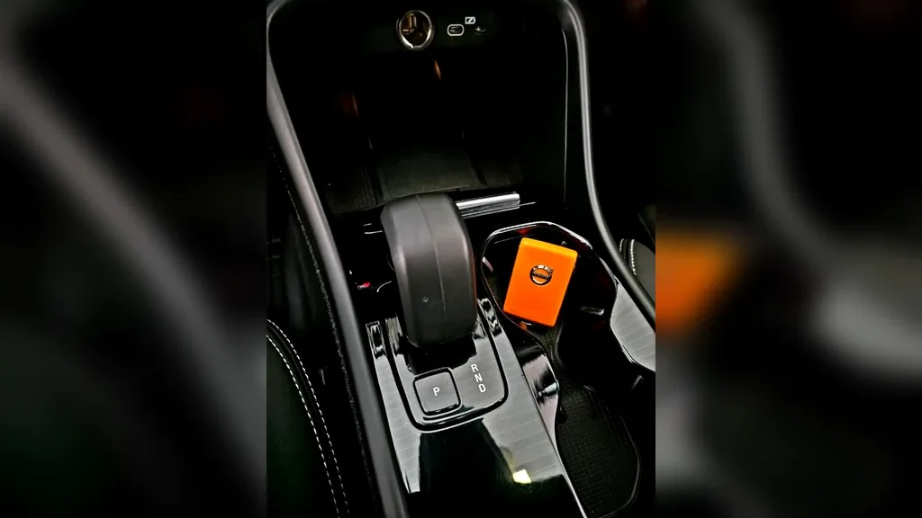 Volvo XC40 Recharge - Imagem 4