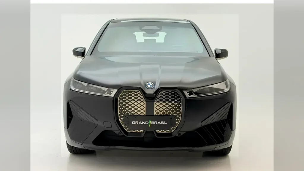 BMW Ix - Imagem 8