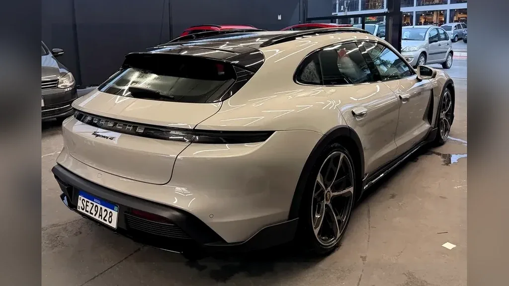 Porsche Taycan - Imagem 3