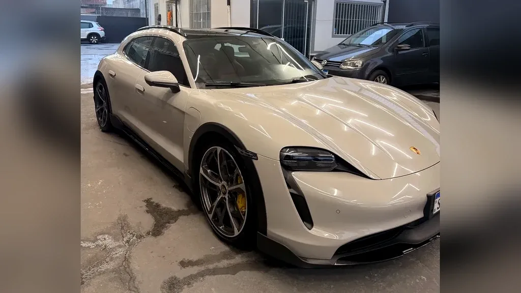 Porsche Taycan - Imagem 5