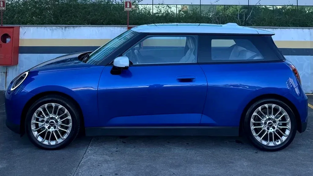 Mini Cooper SE - Imagem 5