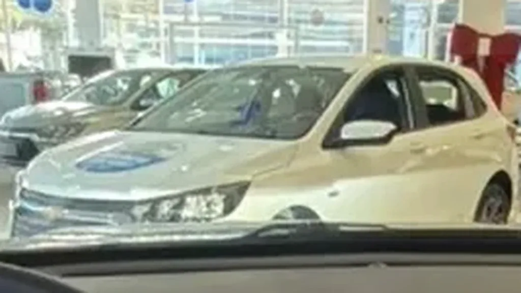 Chevrolet Spark Euv - Imagem 10