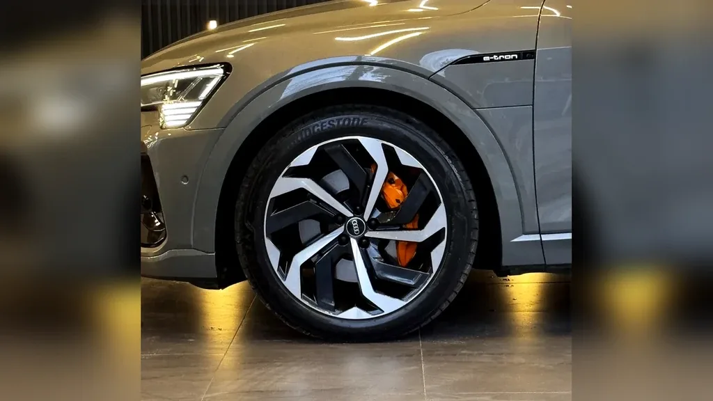 Audi E-tron Sportback - Imagem 3