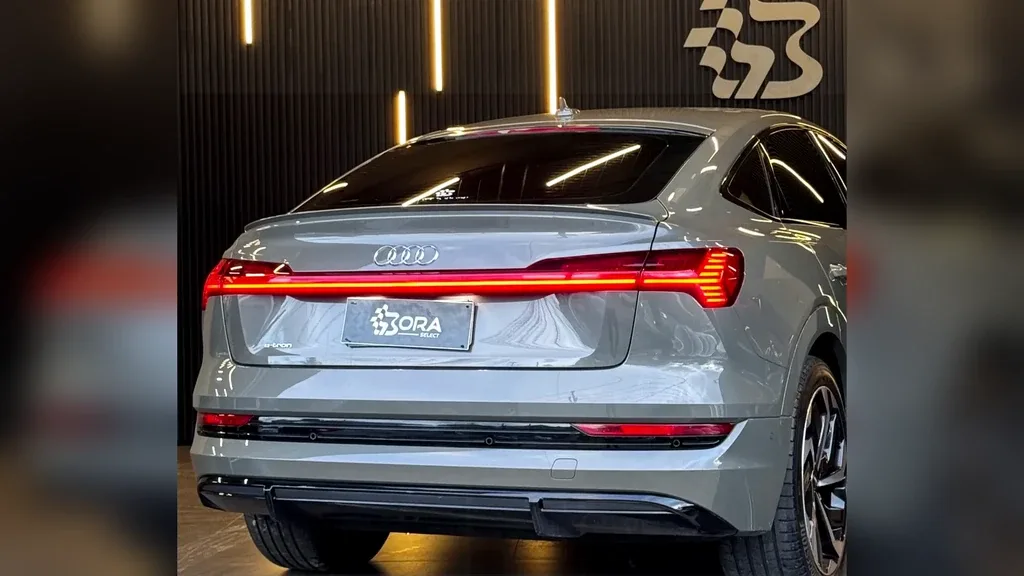 Audi E-tron Sportback - Imagem 10