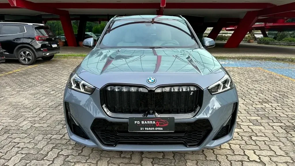BMW IX1 - Imagem 2