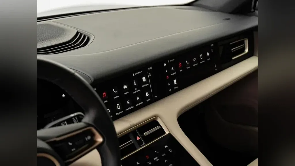 Porsche Taycan - Imagem 11