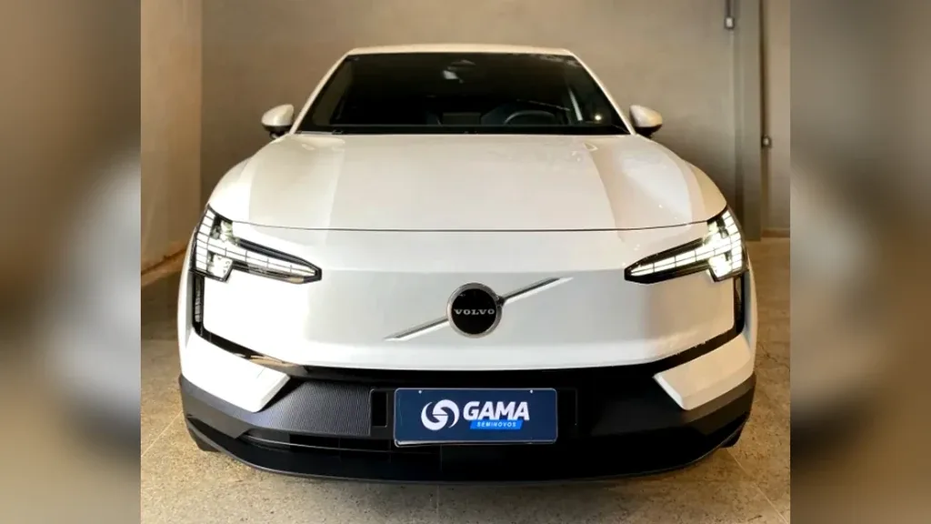 Volvo EX30 - Imagem 2