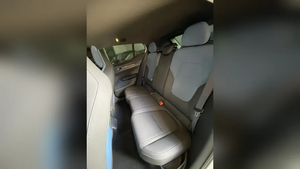 Volvo EX30 - Imagem 14