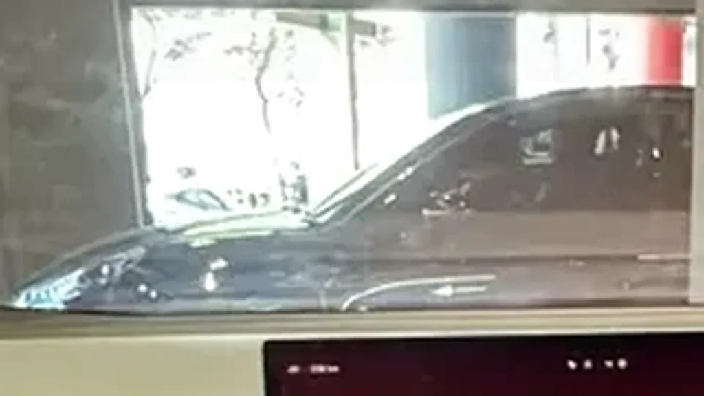 Tesla Cybertruck - Imagem 14