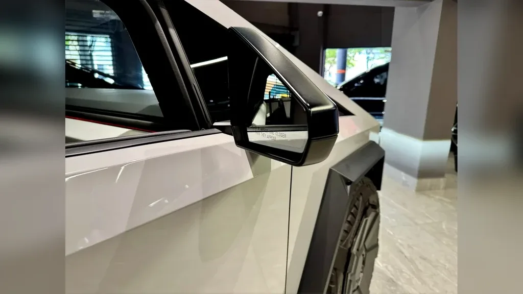 Tesla Cybertruck - Imagem 19