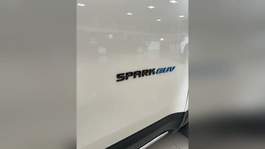 Chevrolet Spark Euv - Imagem 4