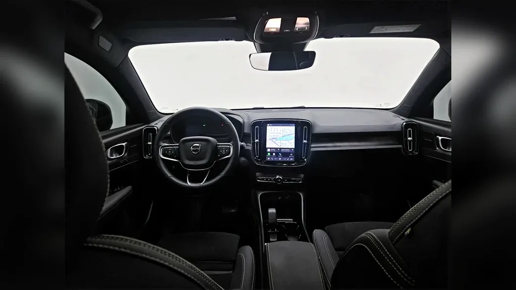 Volvo C40 Recharge - Imagem 9