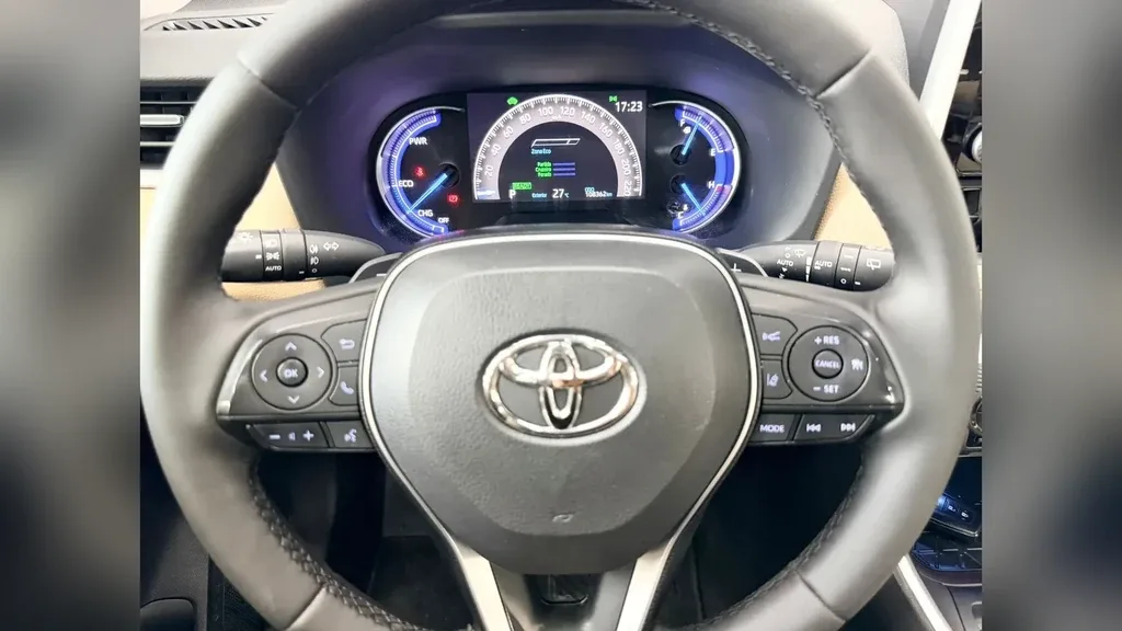 Toyota Rav4 EV - Imagem 9