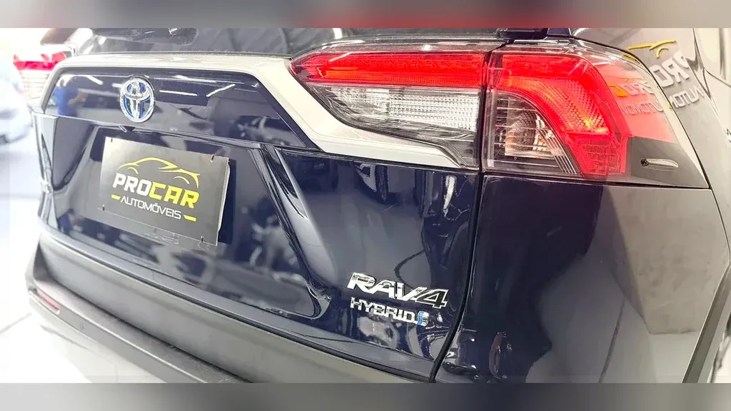 Toyota Rav4 EV - Imagem 16
