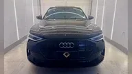 Audi E-tron - Miniatura 3