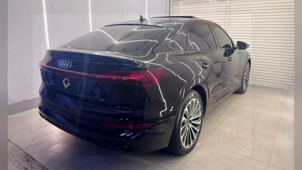 Audi E-tron - Imagem 2