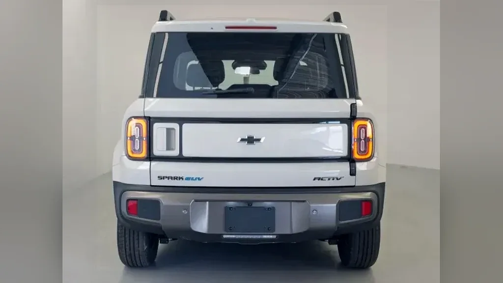 Chevrolet Spark Euv - Imagem 4
