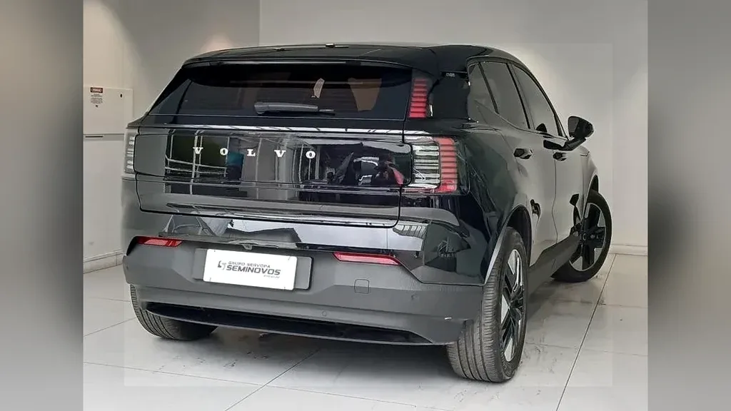 Volvo EX30 - Imagem 8