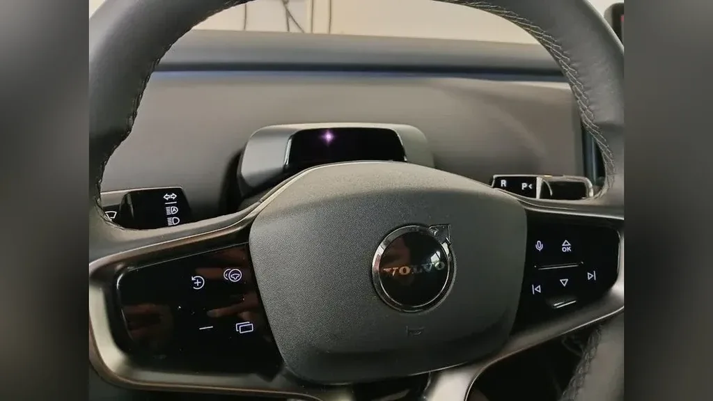 Volvo EX30 - Imagem 10