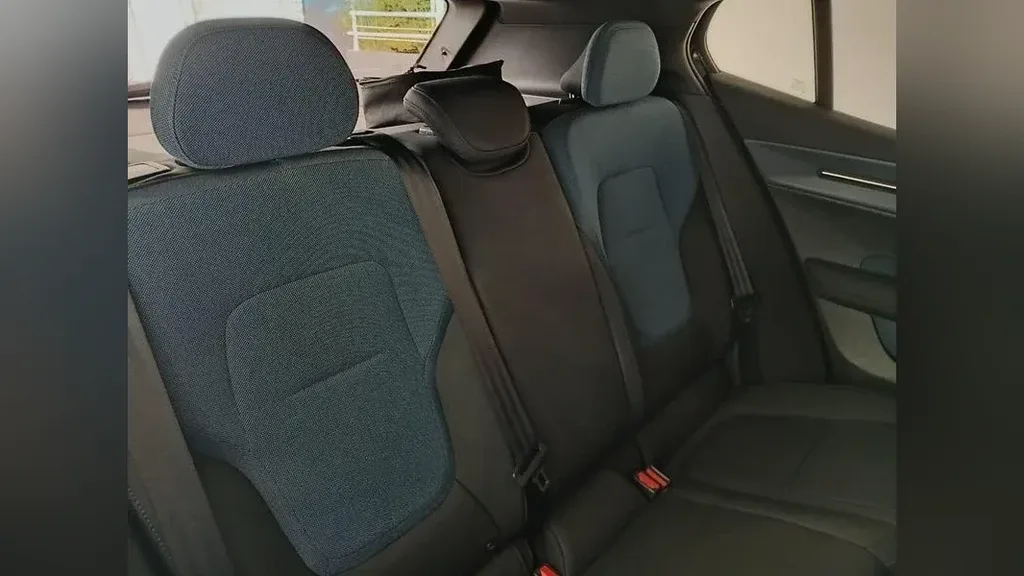 Volvo EX30 - Imagem 16