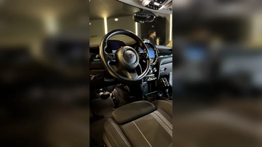 Mini Cooper SE - Imagem 4