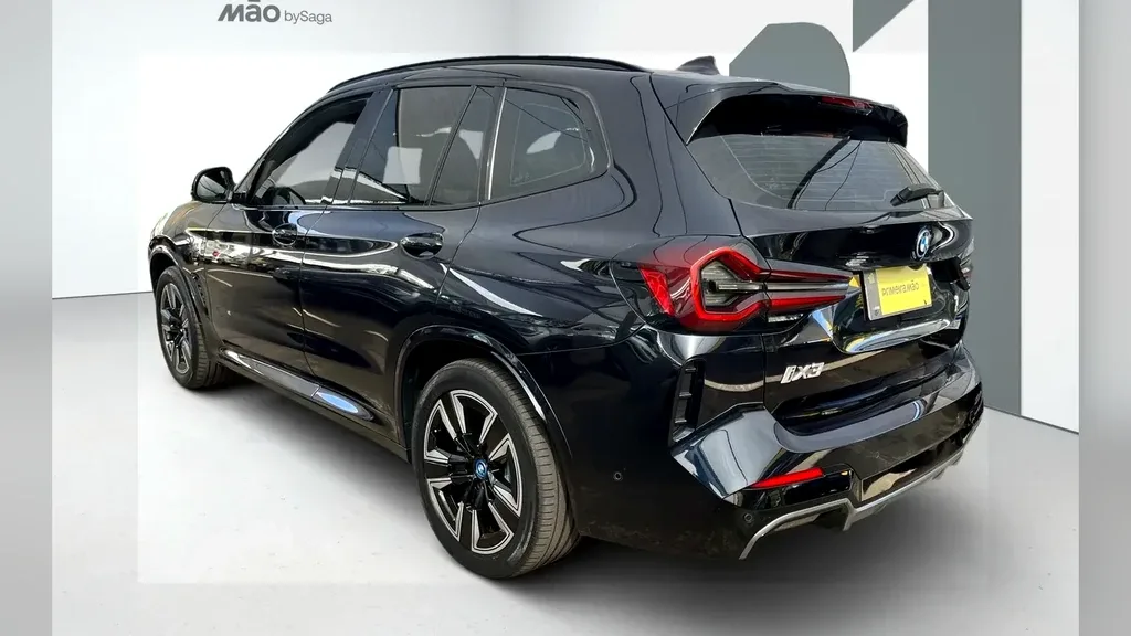 BMW IX3 - Imagem 4