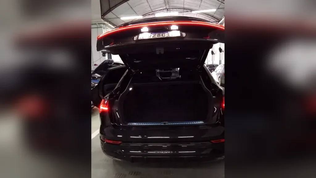 Audi Q8 E-tron - Imagem 14