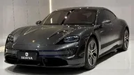 Porsche Taycan - Miniatura 1