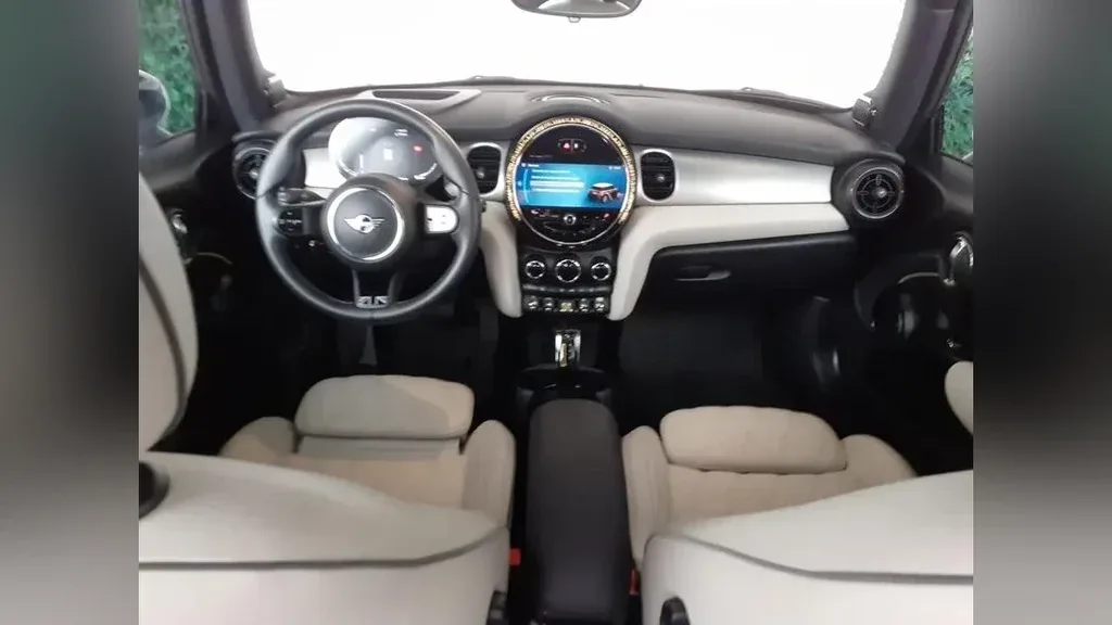 Mini Cooper SE - Imagem 11