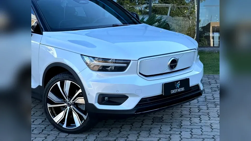 Volvo XC40 Recharge - Imagem 5