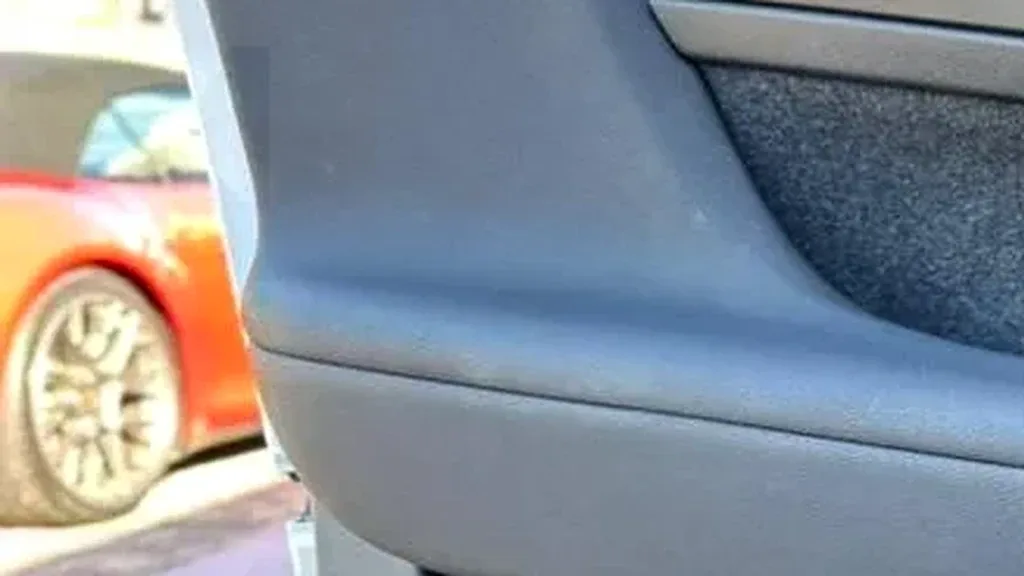 Volvo XC40 Recharge - Imagem 13