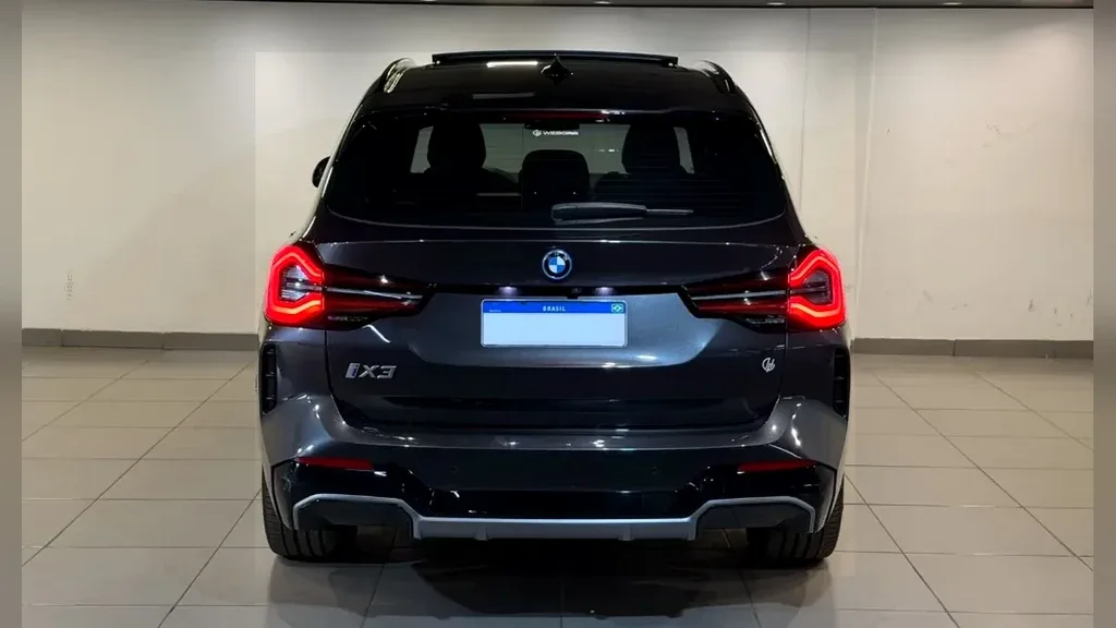 BMW Ix - Imagem 5