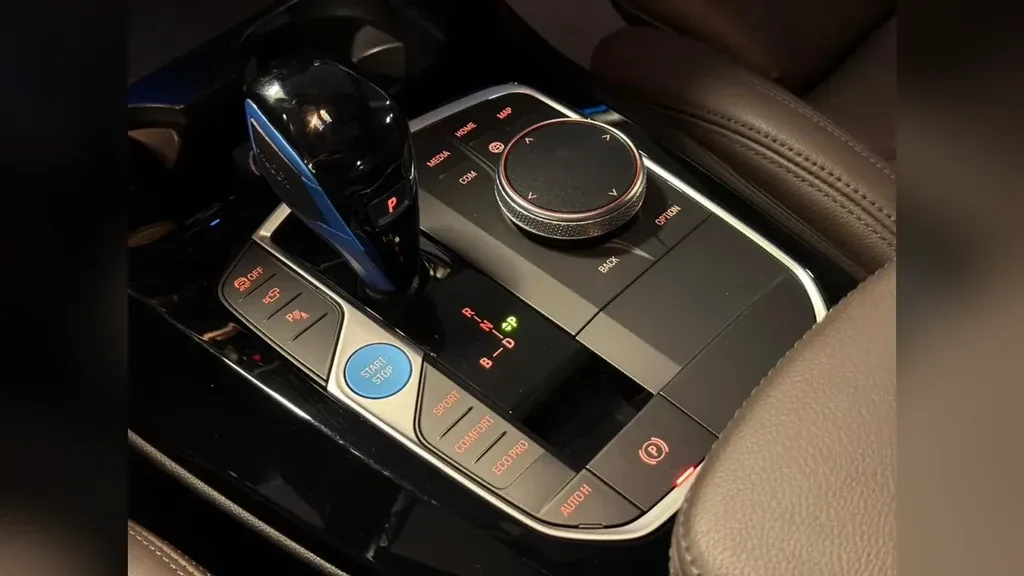 BMW Ix - Imagem 16