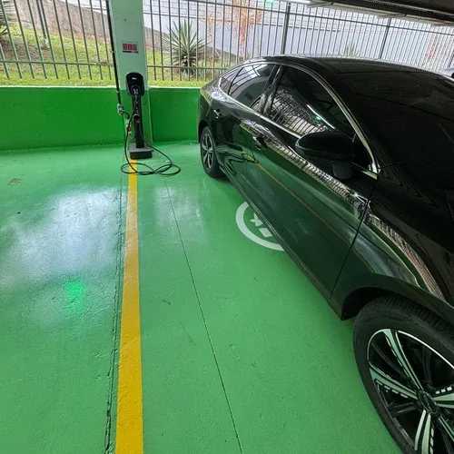 Foto 2 da estação Mercadão Campolim